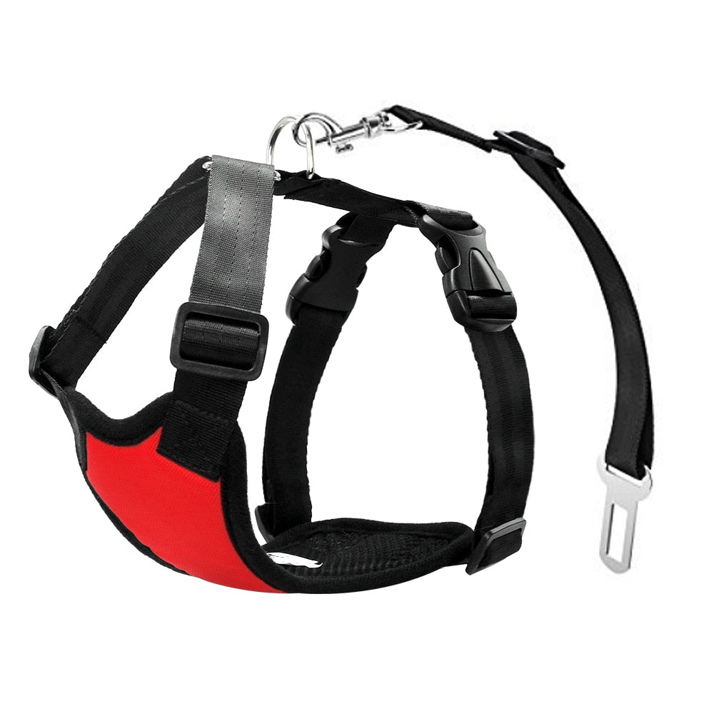 Dog Harness：Secure Your Furry Friend with Our Soft and Padded Dog Car Seat Belt Harness.