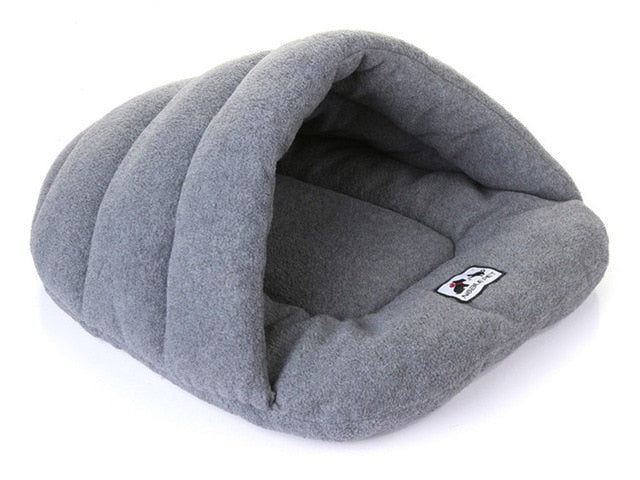 Winter Warm Slippers Style Dog Bed Pet Dog House Lovely Soft Suitable Cat Dog Bed House for Pets Cushion High Quality Products