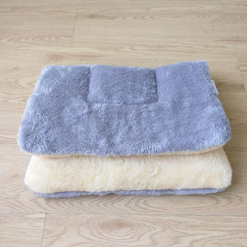 Warm Soft Fleece Pet Mat Travel Cat Litter Dog Blanket Puppy Cushion Pet Pad Dog Bed  Cheap 5 Size for Small And Large Dogs